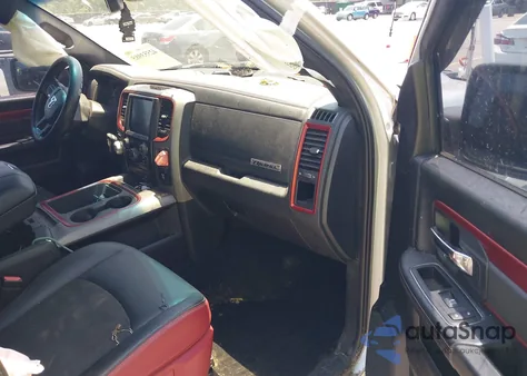 2015 Ram 1500 Rebel из США, поврежденный, VIN 1C6RR7YT4FS785518